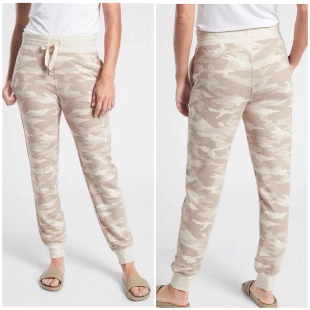 Athleta Balance Jogger Size 2X